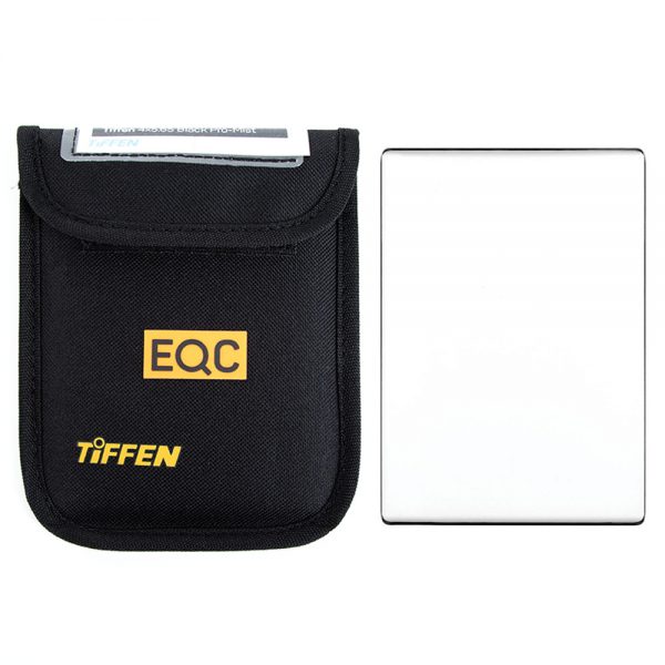 Tiffen 4x5.65 Black Pro-Mist 1/8 Diffusionsfilter lässt Lichtspitzen dezent aufblühen bei erhaltener Detailschärfe.