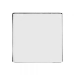 Tiffen 4x4 Black Pro-Mist 1/8 Diffusionsfilter lässt Lichtspitzen sanft aufblühen bei erhaltener Detailschärfe.