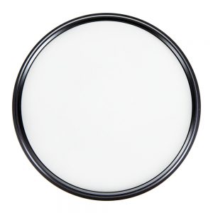 Tiffen 77mm IR Cut Filter aus ColorCore-Glas, rund mit 77-mm-Gewinde, freigestellt vor weißem Hintergrund.
