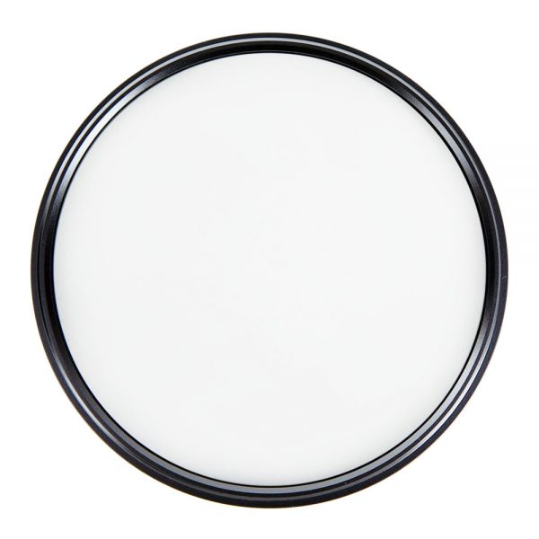 Tiffen 77mm IR Cut Hot-Mirror-Filter reflektiert Infrarotlicht und lässt nur sichtbares Licht durch.
