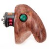 Tilta TT-0511-R Holzgriff aus Palisander mit grünem Auslöseknopf am Daumenpunkt, Draufsicht.