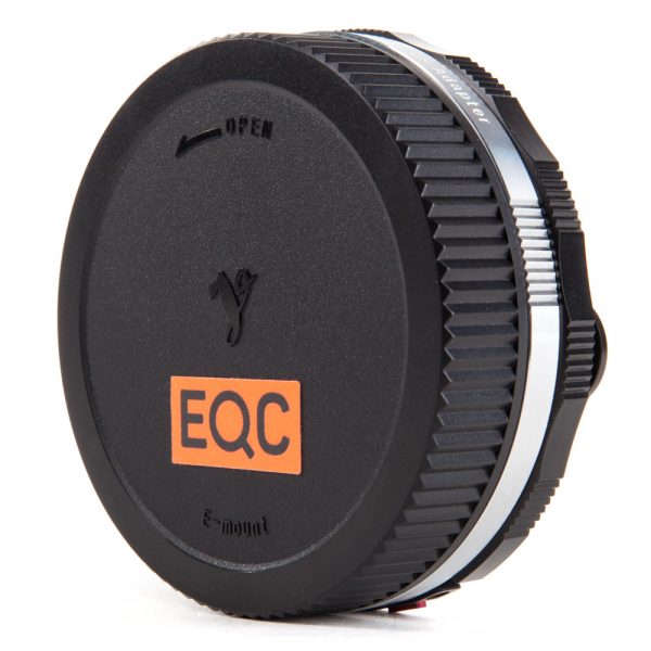 Voigtländer VM-E Close Focus Adapter für Leica-M-Objektive an Sony-E-Mount mit eingebautem Nahfokus-Helicoid.