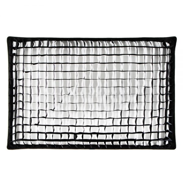 Walimex pro Softbox Easy 90 x 60cm mit montiertem Wabengitter für gerichtetes Licht.
