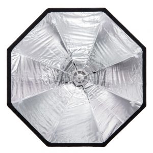 Walimex pro Softbox Oktagon Easy 150cm, Innenansicht mit silberner Reflexfläche und Speedring.