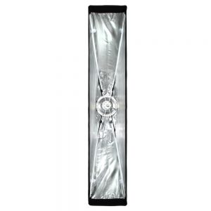 Walimex pro Softbox Strip Light Easy 140 x 30cm, Innenansicht mit silberner Reflexfläche.