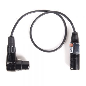 Hochflexibles Audiokabel mit XLR3-Stecker auf 90 Grad abgewinkelte XLR3-Buchse, 50 cm Länge.