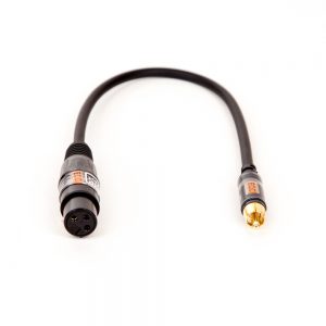 Adapterkabel mit XLR-Buchse auf RCA-Stecker und 20 cm Länge zur Verbindung von Audiogeräten.