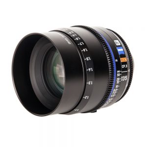 Zeiss Compact Prime CP.3 135mm T2.1 Cine-Objektiv mit 95 mm Frontdurchmesser für PL- oder EF-Mount.