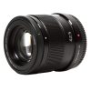 85mm-äquivalentes Porträtobjektiv mit lichtstarker Blende f/1,7 für selektiven Fokus und Aufnahmen bei wenig Licht. Panasonic Lumix G 42,5mm f/1,7 Objektiv mit optischem Bildstabilisator für Micro Four Thirds.