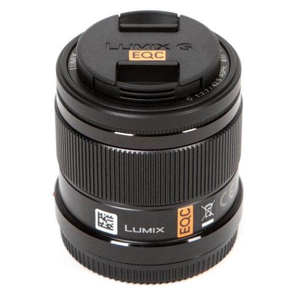 Panasonic Lumix G 42,5mm f/1,7 Objektiv mit optischem Bildstabilisator für Micro Four Thirds.