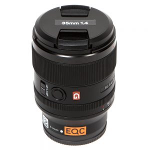 Sony FE 35mm f/1.4 GM, Weitwinkel-Festbrennweite mit Blende f/1.4 und 67-mm-Filtergewinde.