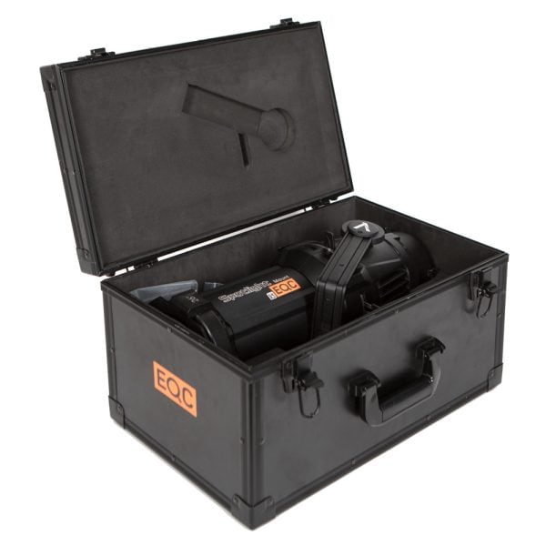 Aputure Spotlight Mount Set 26° ist ein Bowens-Mount-Vorsatz mit 26°-Linse und Gobo-Halter für scharfe Lichtkanten.