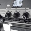 Kompaktes RGBWW-LED-Panel mit CRI 97, 0,1-100% flimmerfreier Dimmung und DMX-/Bluetooth-Fernsteuerung. Litepanels Gemini 1x1 Soft Panel RGBWW-LED-Leuchte mit CRI 97 und Farbtemperaturbereich 2700 bis 10000 K.