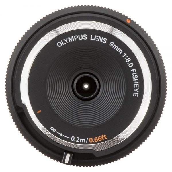 Olympus Fisheye-Objektiv 9mm f/8.0 für Micro-Four-Thirds-Kameras mit festem Blickwinkel von 140 Grad.
