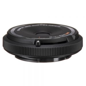 Olympus Fisheye-Objektiv 9mm f/8.0 für Micro-Four-Thirds-Kameras mit festem Blickwinkel von 140 Grad.