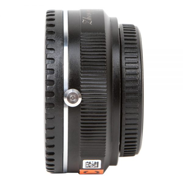 Mitakon Zhongyi Lens Turbo II Adapter für Canon-EF-Objektive an Micro-Four-Thirds-Kameras mit 0,726x Vergrößerung.