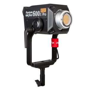 Aputure Light Storm LS 600X Pro Bi-Color-LED-Scheinwerfer mit Farbtemperatur 2700 bis 6500 K und DMX-Steuerung.