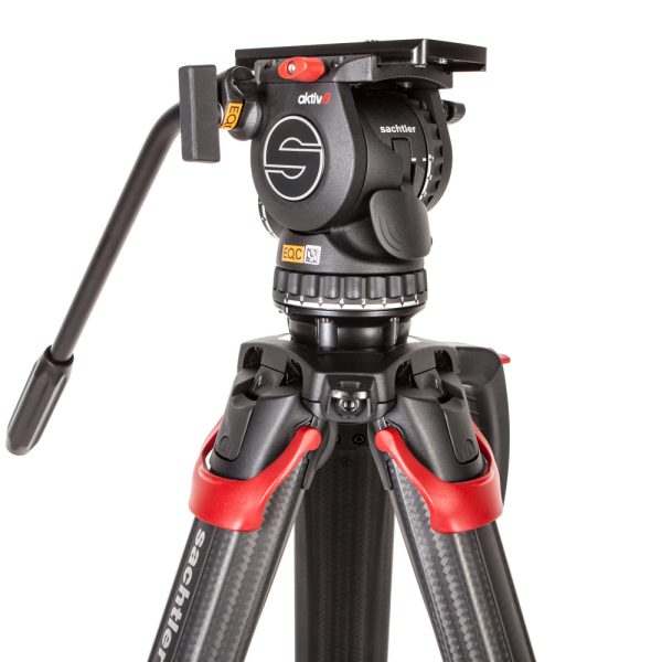 Das Sachtler aktiv8T mit Flowtech 75mm MS Stativ wiegt etwa 6,6 Kilogramm komplett aufgebaut.
