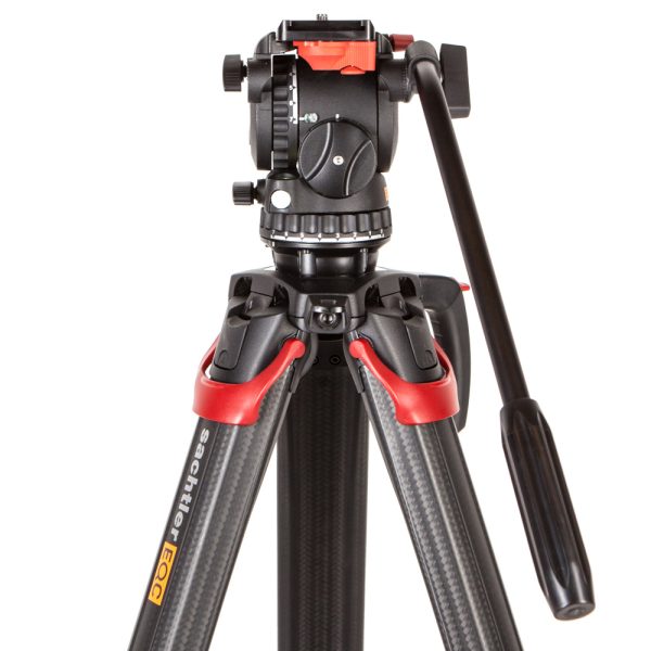 Das Sachtler aktiv8T mit Flowtech 75mm MS Stativ erreicht einen Höhenbereich von 23 bis 176 Zentimeter.