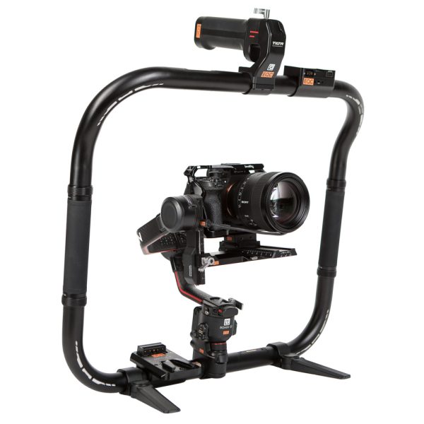 Tilta Basic Ring Grip mit 30-mm-Rohrdurchmesser und mehreren Befestigungspunkten für DJI-Ronin-Gimbals.