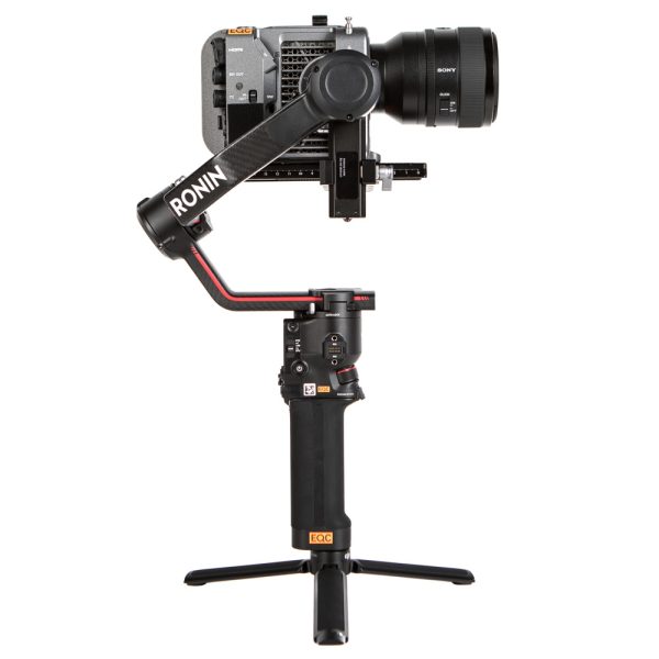 DJI Ronin RS3 Pro Combo Gimbal mit 4,5 kg Nutzlast und nur 1,5 kg Eigengewicht aus Kohlefaser.