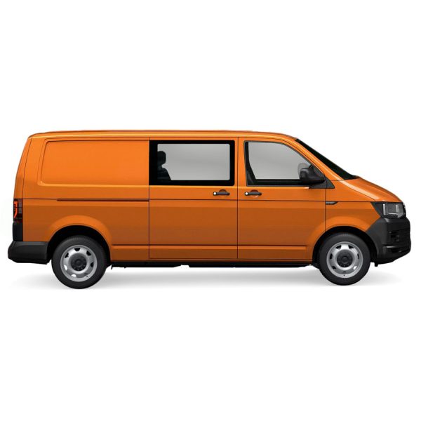 VW Bus T6 Doppelkabine-Transporter mit langem Radstand und Platz für sechs Personen samt Equipment.