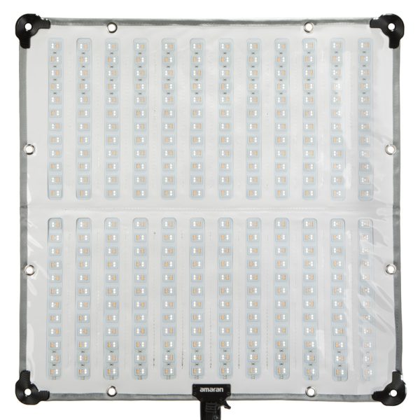 Amaran F22c RGBWW-LED-Panel mit 200 Watt Leistung und Farbtemperatur von 2500 bis 7500 Kelvin.