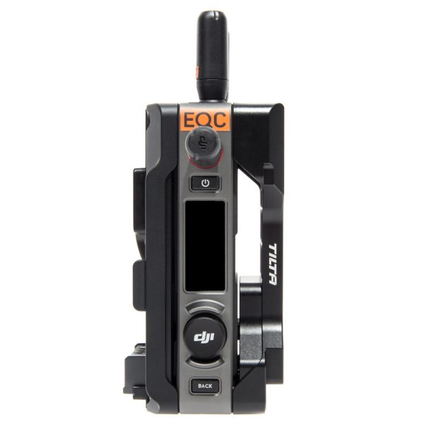 DJI Transmission ist ein Videofunk-Modul mit integriertem Display, Bedientasten und einer Antenne in Tilta-Fassung.