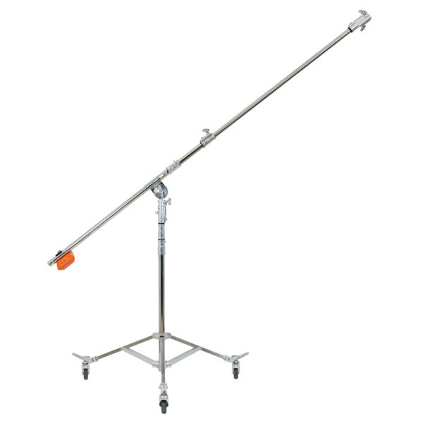 Avenger D650 Junior Boom Arm auf Rollstativ mit bis zu 40 kg Traglast bei minimalem Auszug.