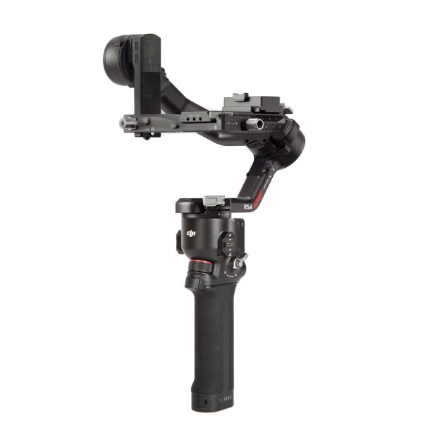 DJI Ronin RS4 Pro Combo Gimbal mit 4,5 kg Tragfähigkeit und nur 1,24 kg Eigengewicht.
