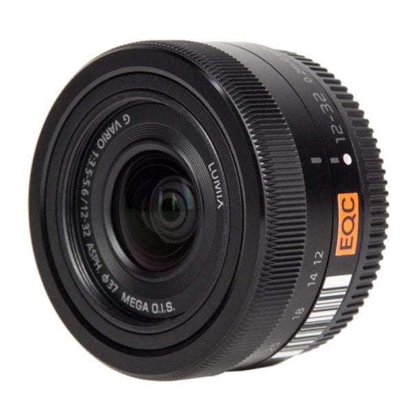 Panasonic Lumix G Vario 12-32mm f/3,5-5,6 Standardzoom mit optischem Bildstabilisator für Micro Four Thirds.