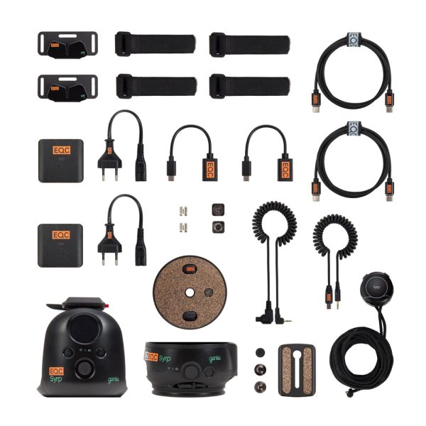 Syrp Genie II Set mit Motoren, Griffen, Kabeln und Adaptern im vollständigen Zubehörumfang.