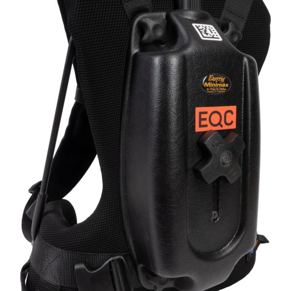 Easyrig Minimax Rückenteil mit Easyrig-Logo und Drehknopf zur Einstellung der Tragkraft in Nahaufnahme.