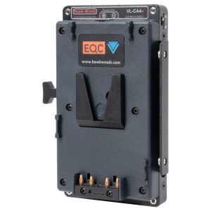 Hawk-Woods VL-CA4X V-Lok Kamera-Stromadapter von vorne mit V-Mount-Aufnahme und Akkukontakten.