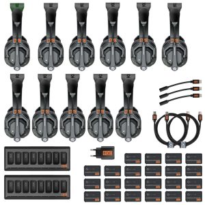 Hollyland Solidcom SE Pro 11S Intercom-Set mit elf Headsets, Akkus, zwei Ladestationen, Netzteil und Kabeln.