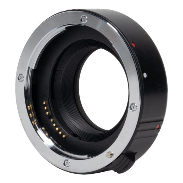 Kenko Zwischenring für Canon EF in mittlerer Länge mit Bajonett und Kontakten, schräg von vorne.